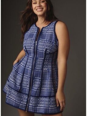 NWT Anthropologie  Sleeveless Sculpted Front Zip Blue Dress, size 4